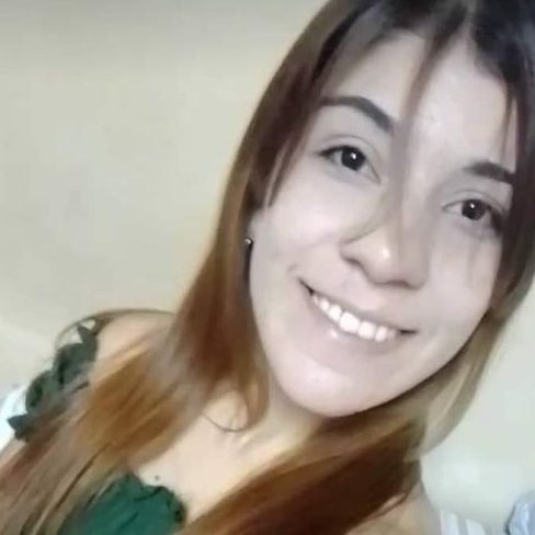 Luisina Celina Leoncino tiene 24 años, desapareció el 16/7 en Concordia, provincia de Entre Ríos. Estatura 1,58. Por favor compartir, y si la ven avisar #URGENTE a la policía local, o al ☎️101 o 911 

#Concordia #EntreRios