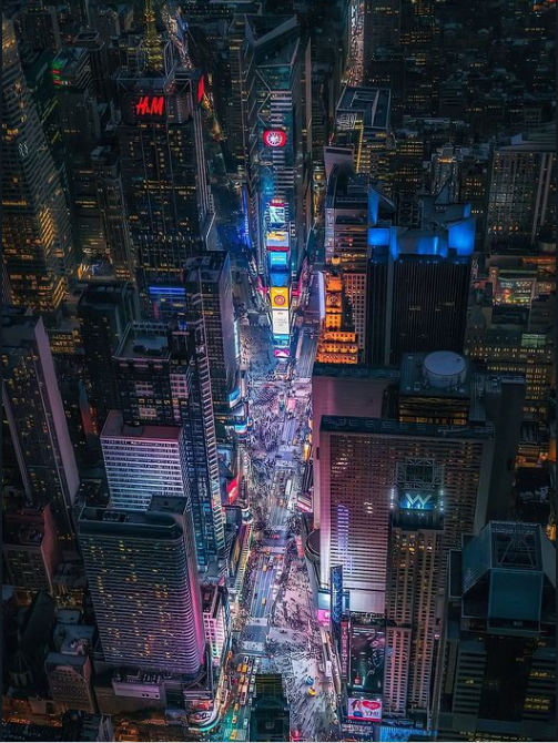 LongCynthi76019's tweet photo. TIMES SQUARE AT NIGHT
NEW YORK CITY, NEW YORK USA https://t.co/QDI4aXxghU