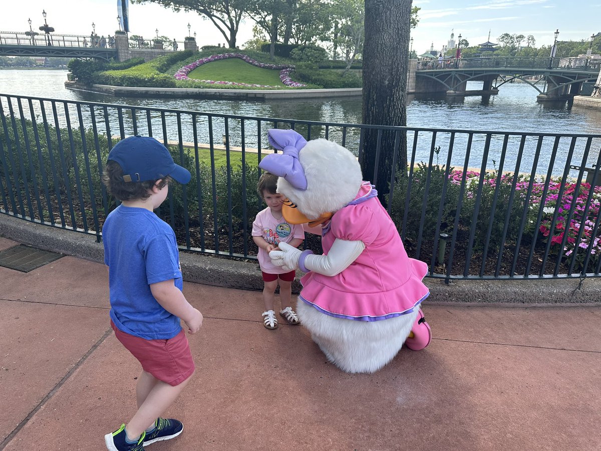 cherishlombard's tweet photo. You know you’re “that mom” when you make your family wear matching Disney shirts😁
Also pretty sure Daisy wanted to steal my baby girl🤣
#Disney100 #Disney #DisneyWorld #birthdaytrip #birthday #momlife #family #vacation #Daisy #Moms #thatmom #foryou #Epcot #matching #summer https://t.co/Oxvm5YBvIE