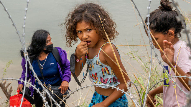 In an effort to decrease illegal border crossings, the Biden administration has admitted over half a million immigrants into the U.S., CBS News reported Wednesday. https://t.co/D2Urz7GBfV https://t.co/dGzXwt6bE9