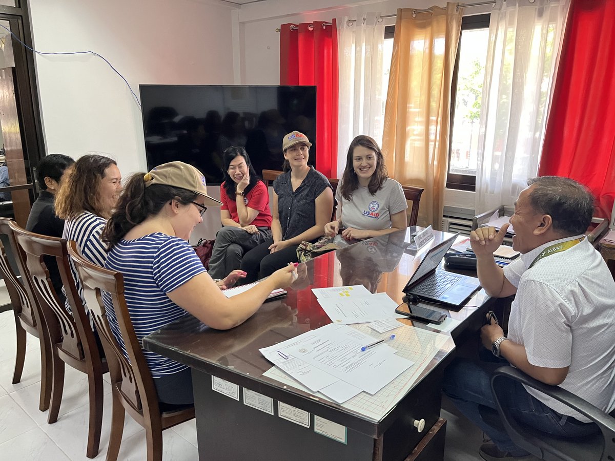 IOM_Philippines's tweet photo. IOM and @USAIDSavesLives met with #APSEMO to discuss the current status of the #MayonUnrest emergency response, including efforts provided to date and the current needs of affected communities. https://t.co/O1hlWWPyZm