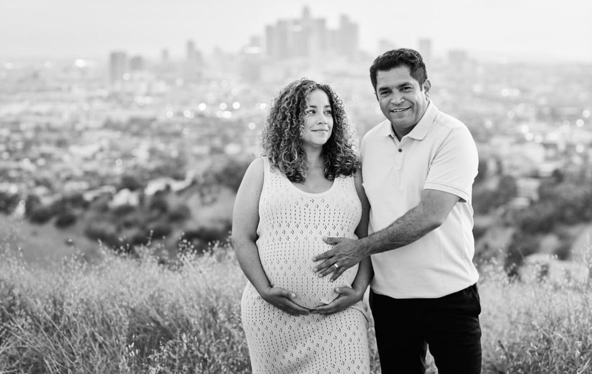 It's #NationalBumpDay! Today we celebrate the joys of pregnancy while acknowledging the many health hurdles & challenges families face. Our baby, Hodge, is the love of our lives, but the journey to his birth was not an easy one. ⬇️