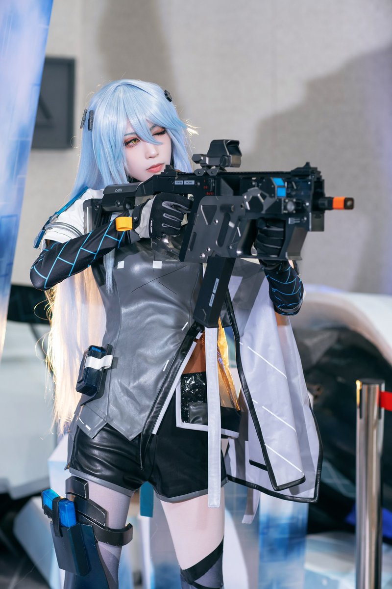 mikou_cosplay's tweet photo. I'm still reeling from the aftermath of AX2023, and these four days at @SnowbreakEN as Lyfe have been too much fun and too fast. Just as I was writing this, I realized that the game was ready to play! I will go to meet my Lyfe!
#Snowbreak #SCZAX
#Lyfe #animeexpo2023 #ax2023 https://t.co/wWJLeD7gjA