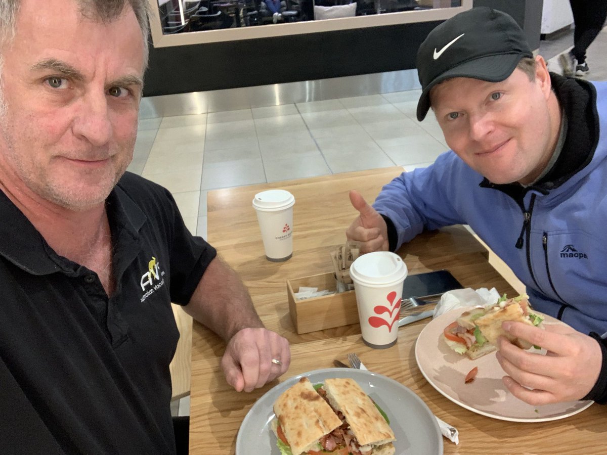 ServicesVacuum's tweet photo. Back on the job after time in Greece and Bali #vacuumtech #andy #laurens #greece #bali holidays now back @Kunnykun @ServicesVacuum https://t.co/ChmVrnTWlF
