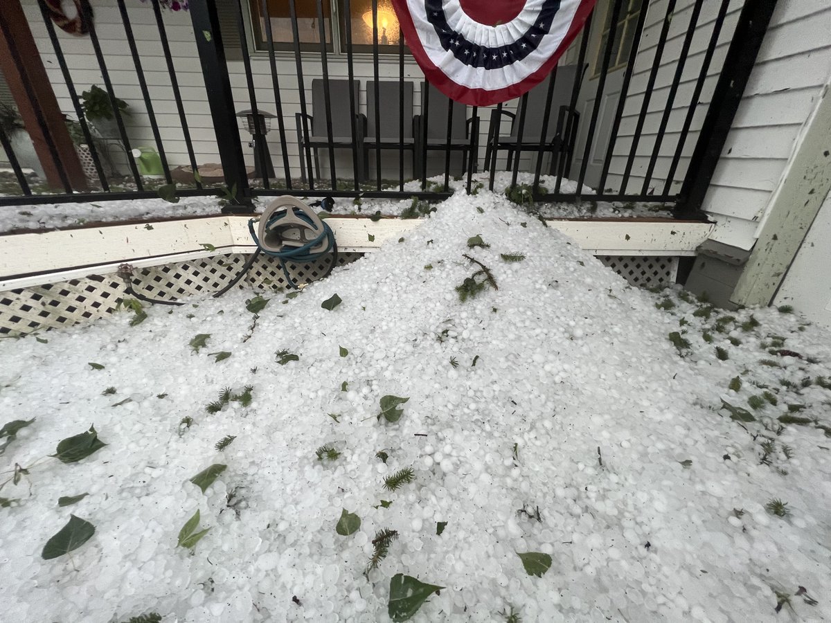 WHAT THE HAIL?! It looked more like January than July in Joseph Miller’s yard Wednesday evening in Rice Lake, WI! Send us your best pics and vids here: https://t.co/VfxloRZPEB | Latest forecast: https://t.co/1ffkTd9UM2 https://t.co/YO686mQDGN