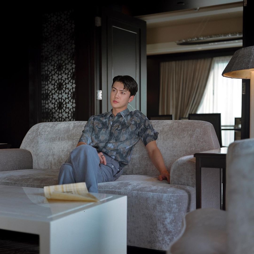 milkteus's tweet photo. 230720 madoenani (cinematographer) instagram update with sehun 📸✨

“🎞️ S E H U N x D I O R
Film shots of @.oohsehun getting ready for @.dior &amp; @.mrkimjones’ men ‘23 fall collection fashion show at the Pyramids.” https://t.co/h43ScBJu5T