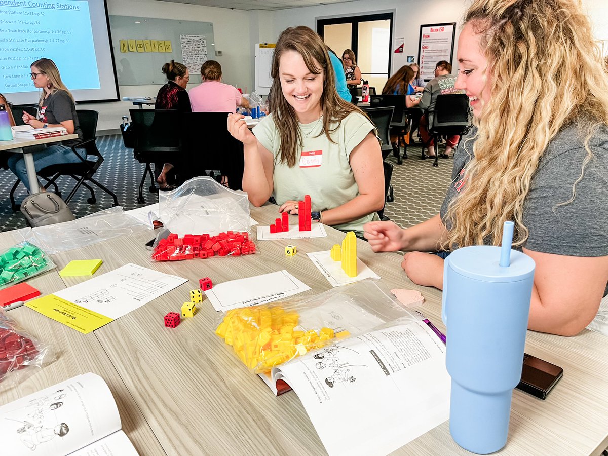 Another week doing what I love! Sharing and learning with others all of the wonderful materials from <a href="/krichardsonmath/">Kathy Richardson</a> ! @MathPerspectiv1 <a href="/SherylRussellWA/">Sheryl Russell</a> 
<a href="/BeltonISD/">BeltonISD</a>