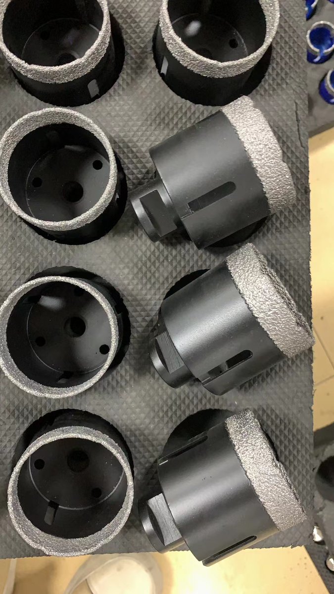 JaneLi30166037's tweet image. Brazed craftmaship of drill core bits for marble and ceramics
Dry usage. Nice Price.

Artigianato saldobrasato di foretti per marmo e ceramica
Utilizzo a secco. Bel prezzo.

Artesanía soldada de brocas para mármol y cerámica.
Uso en seco. Buen precio.

#corebits #diamondtools