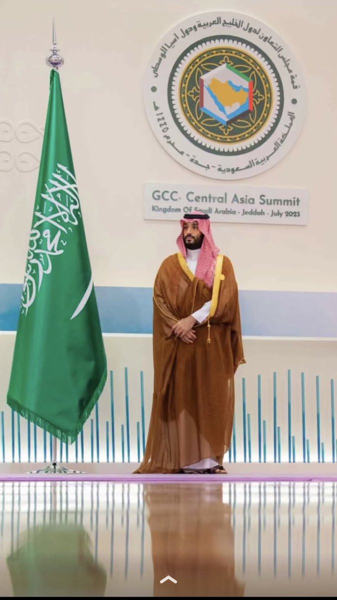 Mamdoh_90's tweet photo. أدام الله عزّكم سيدي ومولاي #الأمير_محمد_بن_سلمان #القمة_الخليجية_مع_C5 https://t.co/SodQeW6SRx