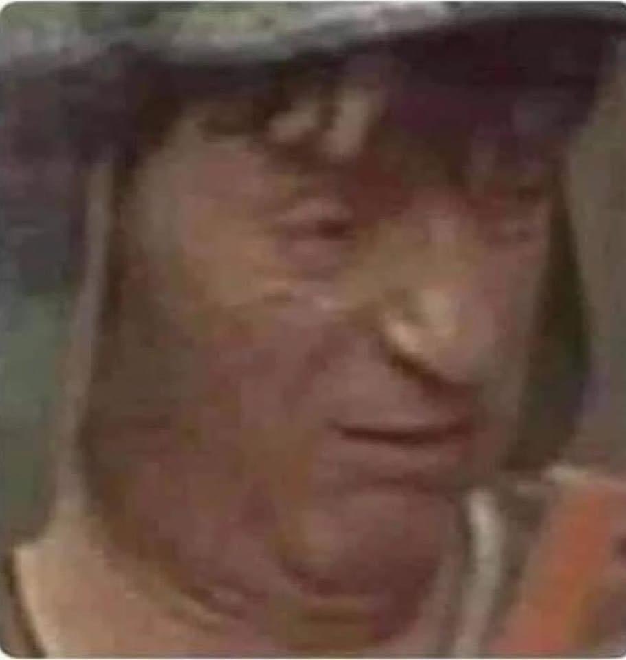 “Ya voy a ser más social”.

Yo cuando alguien se me acerca: