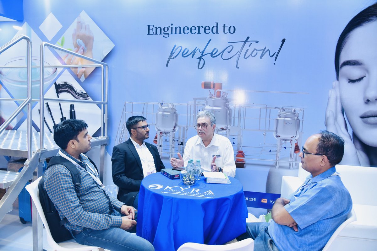 LtdKyra's tweet photo. Day 1 
#cosmotech #cosmohometechexpo2023 #cosmohometechexpo #kyra #openingceremony #booth #kyrainternationalopcpvtltd #pragatimaidan #delhi #exhibition #exhibition2023 #cosmetics #cosmeticdentistry #cosmetic https://t.co/DUOgxX16Ka