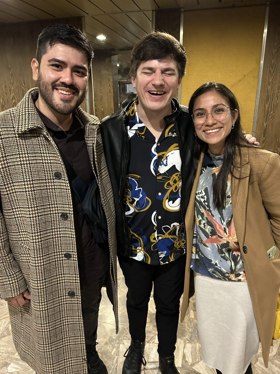 AsvimAf's tweet photo. En nuestro último encuentro mensual con @ManuelPastor94 tuvimos la gran oportunidad de escuchar en vivo y conocer al gran @NahuelPennisi 🧡
#Uruguay #nahuelpennisi https://t.co/PxROqbxieO