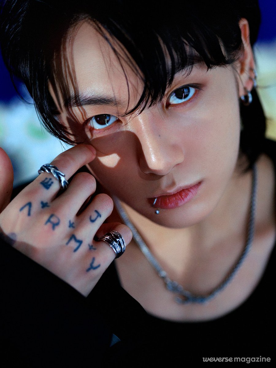 BTSquadInfo's tweet photo. [INFO]📰

¡Imágenes de Jungkook para su entrevista con Weverse Magazine!

©onlybangtanph | @BTS_twt #BTSARMY https://t.co/IbpxeQbXuT
