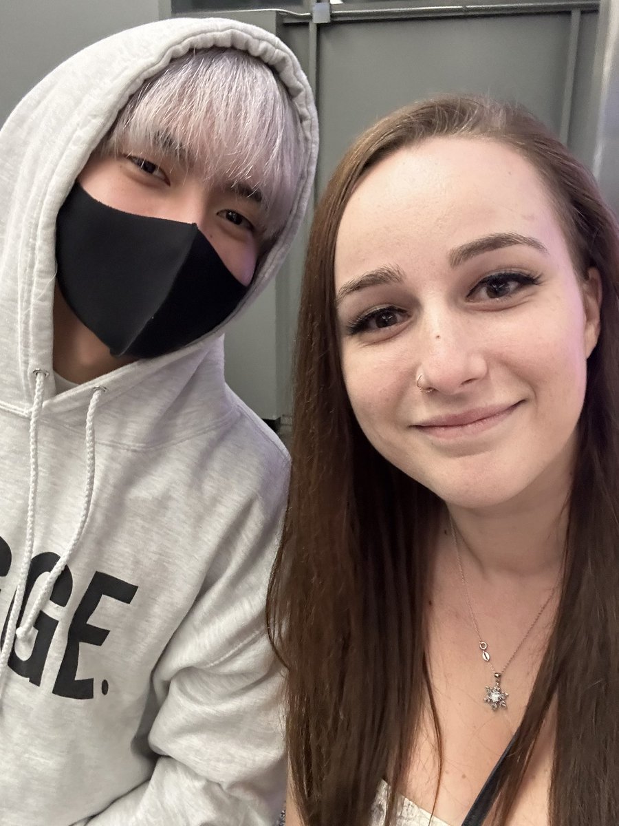 I got a photo with <a href="/jah447798/">🏕</a>😭 I’m so happy haha omg i honestly wanted to cry afterwards. Thank you Jah for taking a picture with me. Hope you like my Pokémon gifts &amp; letter i gave you. See you on Friday in concert☺️💙🫶🏻

<a href="/SB19Official/">SB19 Official</a> #SB19 
#SB19PAGTATAG