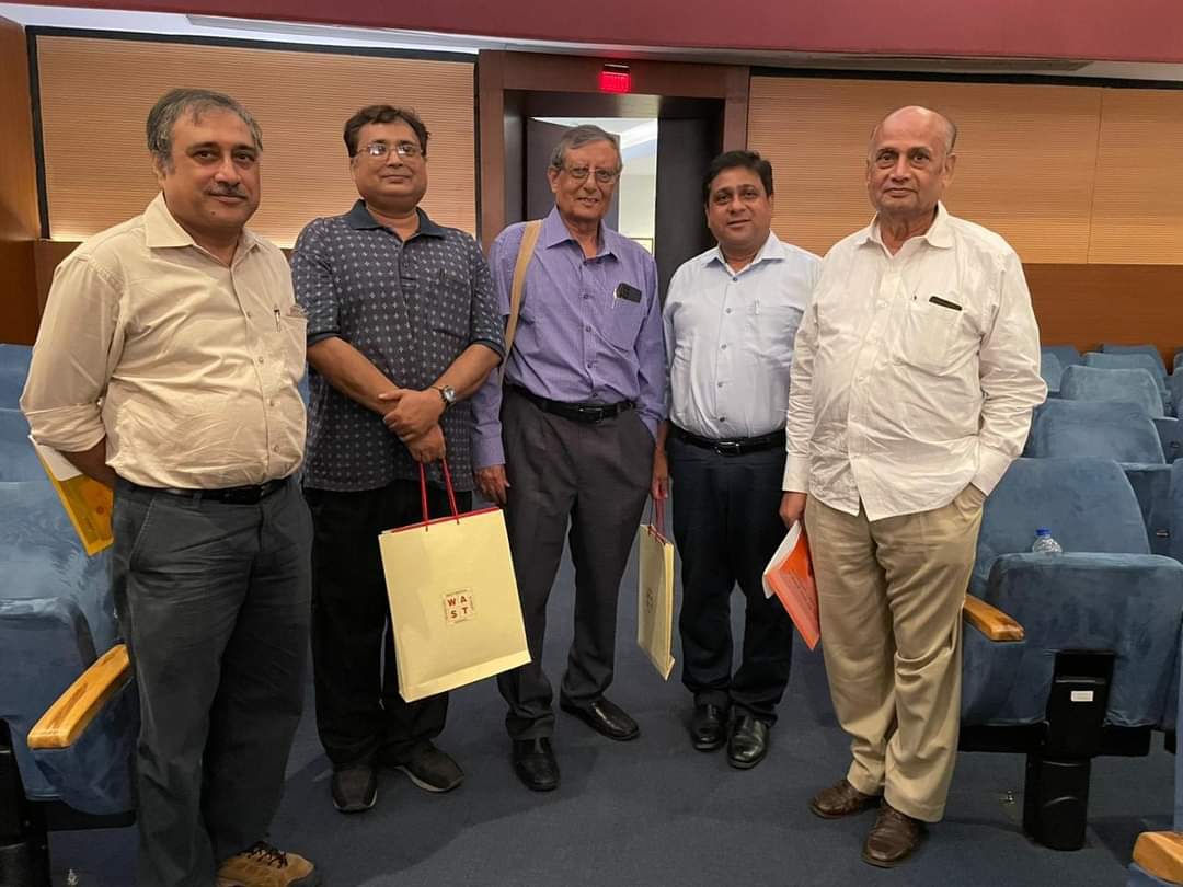 A few days back, was honored to receive the Fellowship from Prof. Somnath Dasgupta, President, West Bengal Academy of Science and Technology. 

#WAST #groundwater