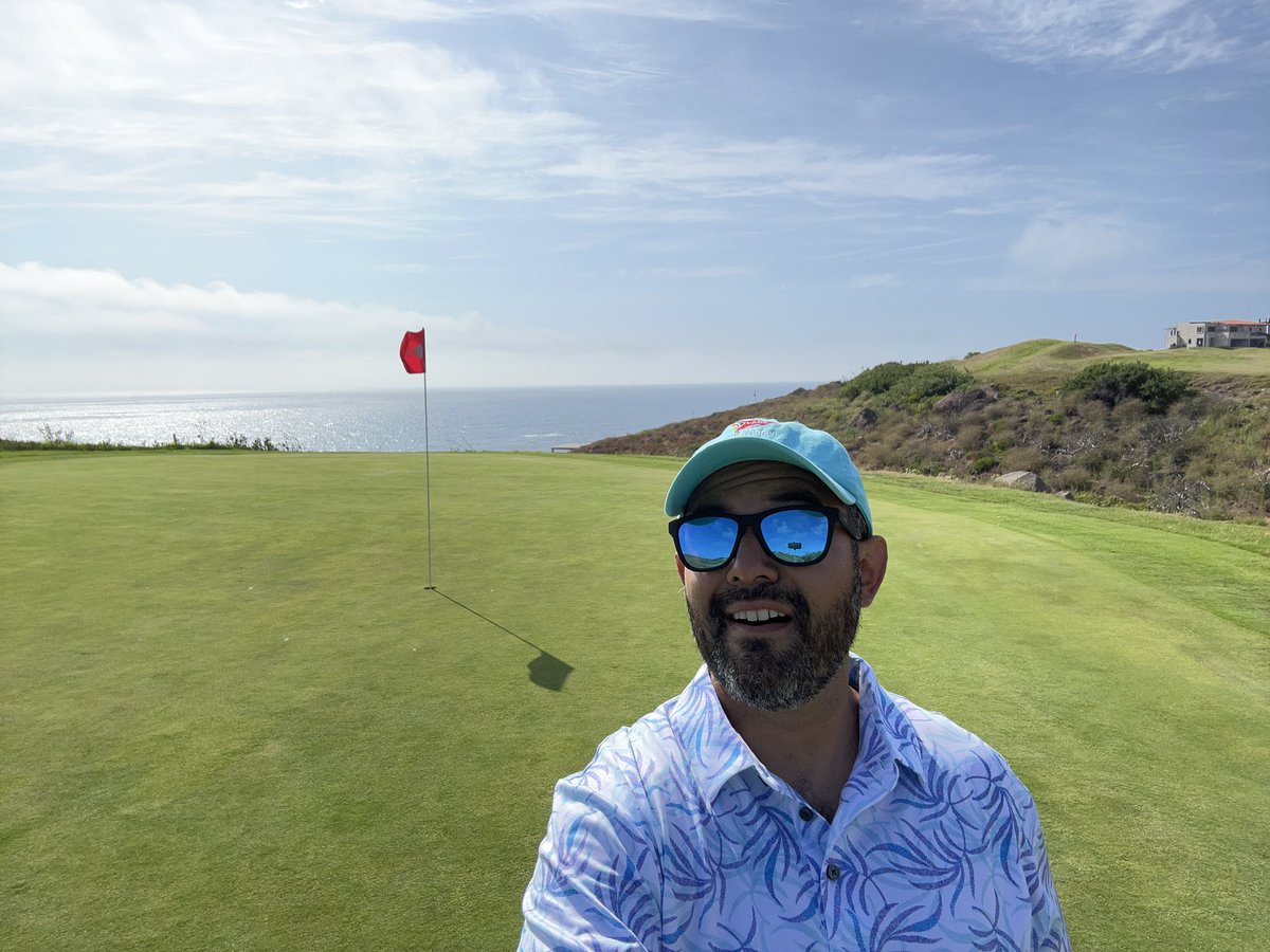 CWoznicki's tweet image. Post-Camp golf outing in Baja Mexico. #Bajamar