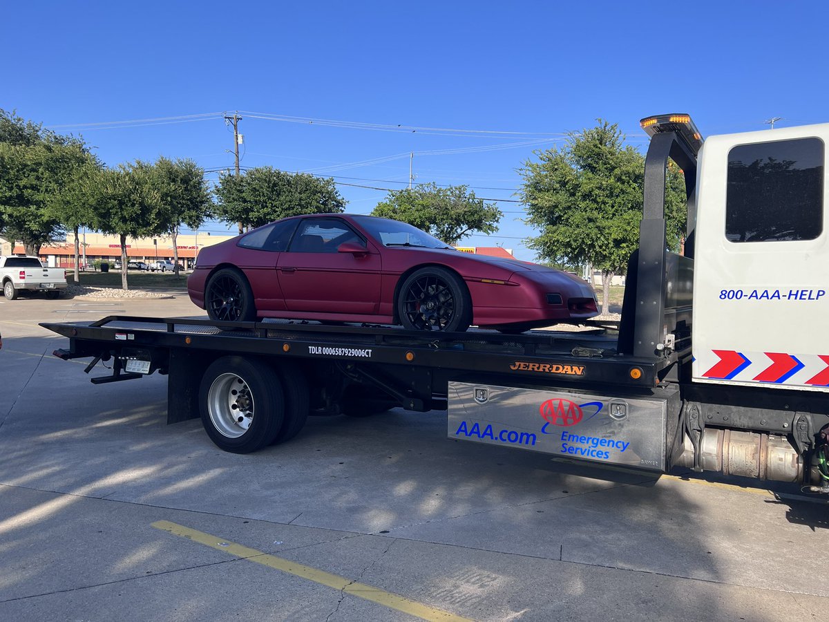 NorthTexasFiero's tweet photo. Two fuel pump replacements and wobbly harmonic balancer. Still a great time #fiero40th https://t.co/BR3o0XoxSy