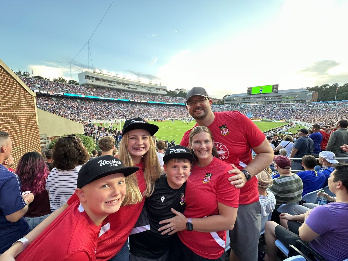 adams_nick's tweet photo. Had an awesome time cheering on @Wrexham_AFC vs @ChelseaFC tonight with the family! https://t.co/NnNTrmAc6m