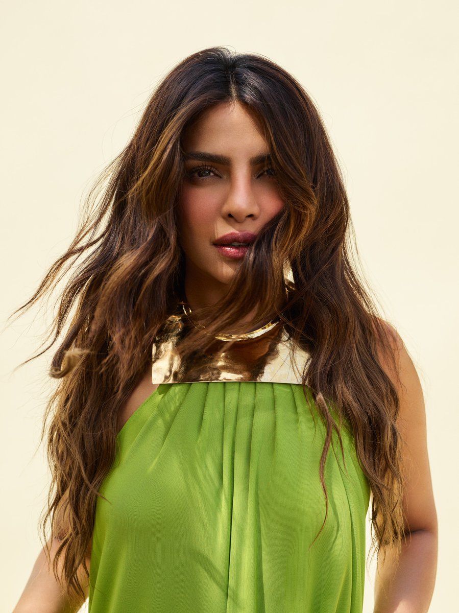 RT @HourlyPriyanka: priyanka chopra for the zoe report, may 2023 https://t.co/xiNIJS490o