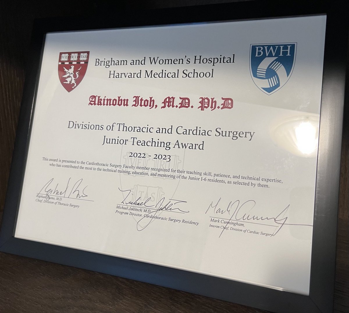 AkiItohMD's tweet photo. This great honor makes me proud of my daily practice and helps me stay humble. https://t.co/DYPnItTyoY