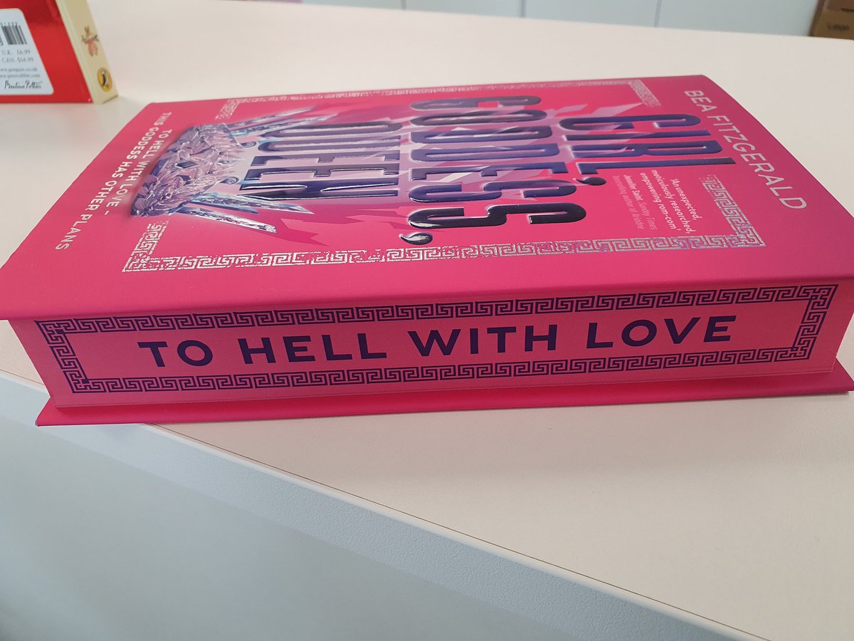 Happy pub day to this absolute corker! Just LOOK at it. Congrats to <a href="/Bea_a_Bea/">Bea Fitzgerald</a> for this totally gorgeous novel – working on this was such a highlight of the last year!