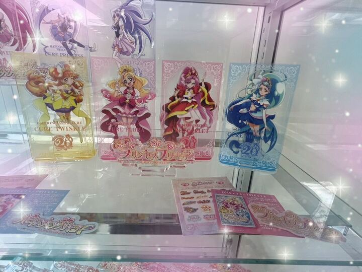 20周年記念 プリキュアアクリルスタンド プリキュア公式TikTokにて「20周年特別ビジュアル アクリルスタンド
