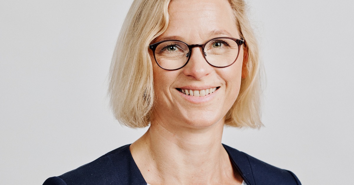 LFDWdach's tweet photo. Wir gratulieren Julia Moser, zum einjährigen Jubiläum als nationale Direktorin bei Licht für die Welt in Österreich! Danke für das unermüdliche Engagement und wir freuen uns auf viele weitere erfolgreiche Jahre! 🎉🌍✨
#Inklusion #Notfallhilfe #Jubiläum #LichtFürDieWelt https://t.co/IHI6rLT3LR