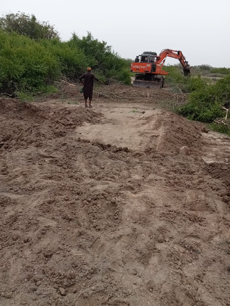 bilawal_jeay's tweet photo. #DevelopmentInPS63
Under construction road schemes from Village Tharo Mari road to Village Umeed Ali khoso #Hyderabad Rural #PS63 by info & Transport Minister Sindh @sharjeelinam & @rawalsharjeel 🇱🇾
@BBhuttoZardari
@AseefaBZ https://t.co/X7xrC8RjZi