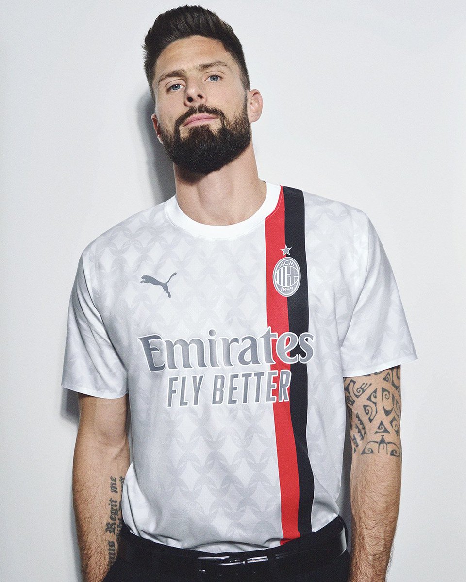 AC Milan x Puma: 23/24 Deplasman Forması