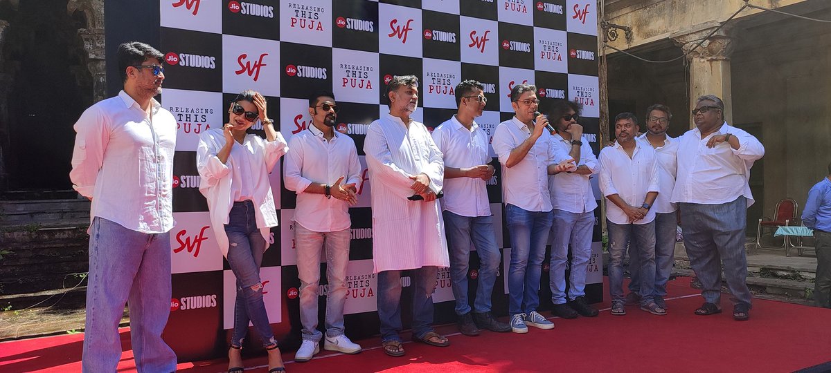 binodon_india's tweet photo. Some glimpses of #officiallogo unveiling ceremony of bengali movie #DawshomAwbotaar .
@SVFsocial @srijitspeaketh @SVFMusic @prosenjitbumba @jiostudios @AnirbanSpeaketh @Jisshusengupta @JayaAhsan2 @aroyfloyd @rupamislam74 @iindraadip #SoumikHalder #JyotiDeshpande @shrikantmohta https://t.co/fC2oB9A2Jf