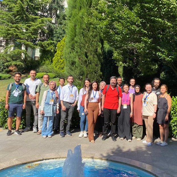 MantikDernegi's tweet photo. Mantık Yaz Okulunun 3. gününde @MantikMerkezi Müdürü @yyukselist , "Modern Mantık ve Uygulamaları" dersi verdi. https://t.co/WXIQetKKmB