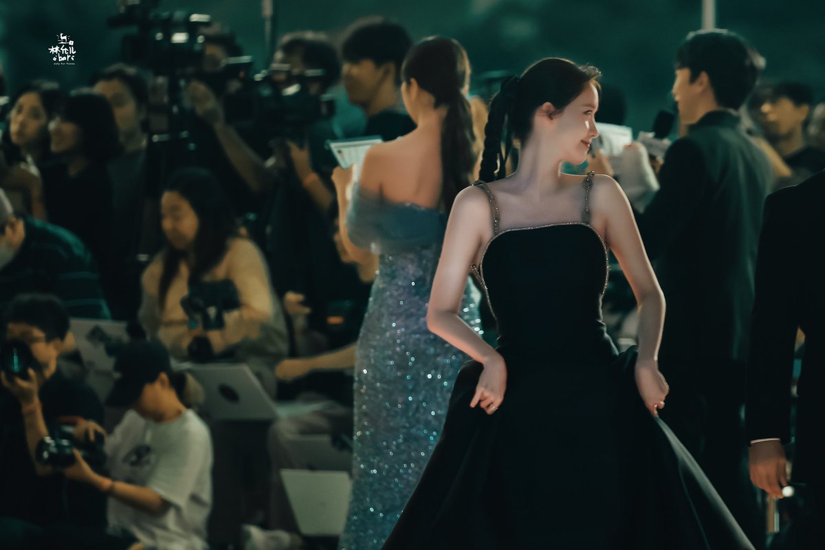 limyoonabar's tweet photo. 230719 청룡시리즈어워즈 임윤아 프리뷰

무도회에서 도망친 공주처럼💫

#kingtheland #킹더랜드
#윤아 #임윤아  #YOONA #LIMYOONA https://t.co/MPuYP1XGRy