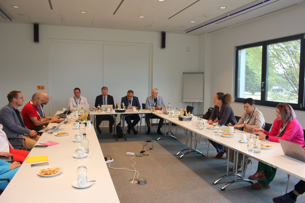 digigreenpost's tweet photo. Day three of #DigiGreeNPost 2nd Training Mission at
@DeutschePostDHL began with invigorating welcome addresses from @AScribellito, @SzebenyB, and Felix Blaich, inspiring us with their shared vision for a greener future in the postal industry. #GreenPostalEra #digitalization https://t.co/bKKKgjB58I