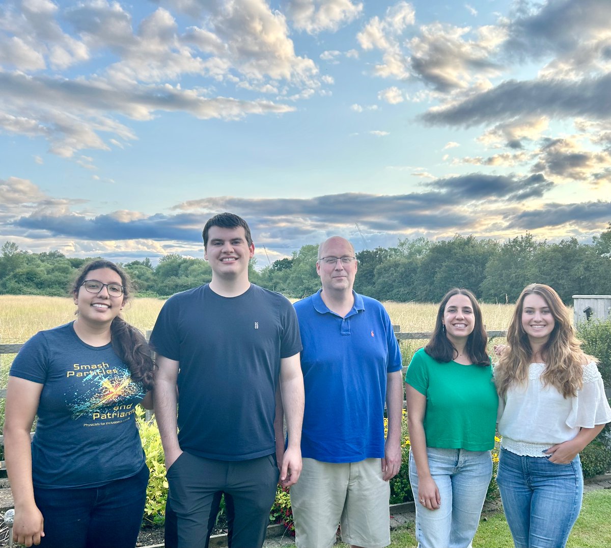 Exciting times! First group bbq (and picture) at our new home @OxfordChemistry. Looking forward to all the exciting chemistry to come from this group of outstanding young chemists!