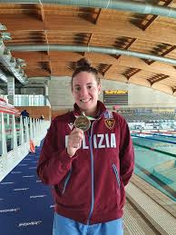 poliziadistato's tweet photo. Primo oro 🥇per Italia 🇮🇹 ai Mondiali🌍sport acquatici #Fukuoka2023 grazie alla staffetta mista di fondo 4x1500 tutta #Fiammeoro con #GinevraTaddeucci, #BarbaraPozzobon #GregorioPaltrinieri e #DomenicoAcerenza che si sono imposti davanti all'Ungheria e all'Australia.
#20luglio https://t.co/EHHTWkurGM