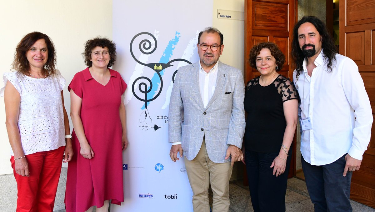 Concello de Santiago tweet media