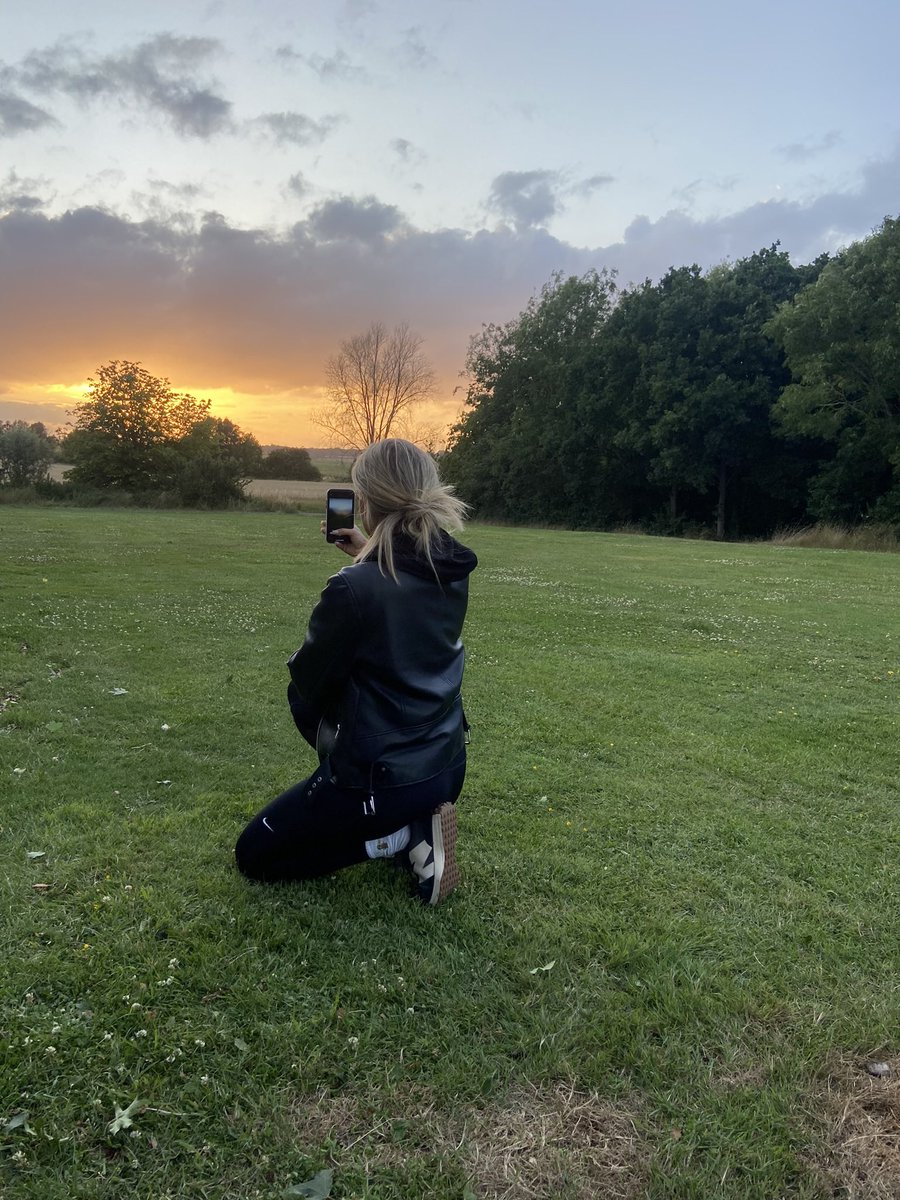Jlkmars's tweet photo. - In the middle of nowhere with no signal &amp; minimal belongings. Time is infinite and all the thoughts that are ignored because of day to day busy life come to light and you have no choice but to face yourself. https://t.co/YmYbWZHvgW