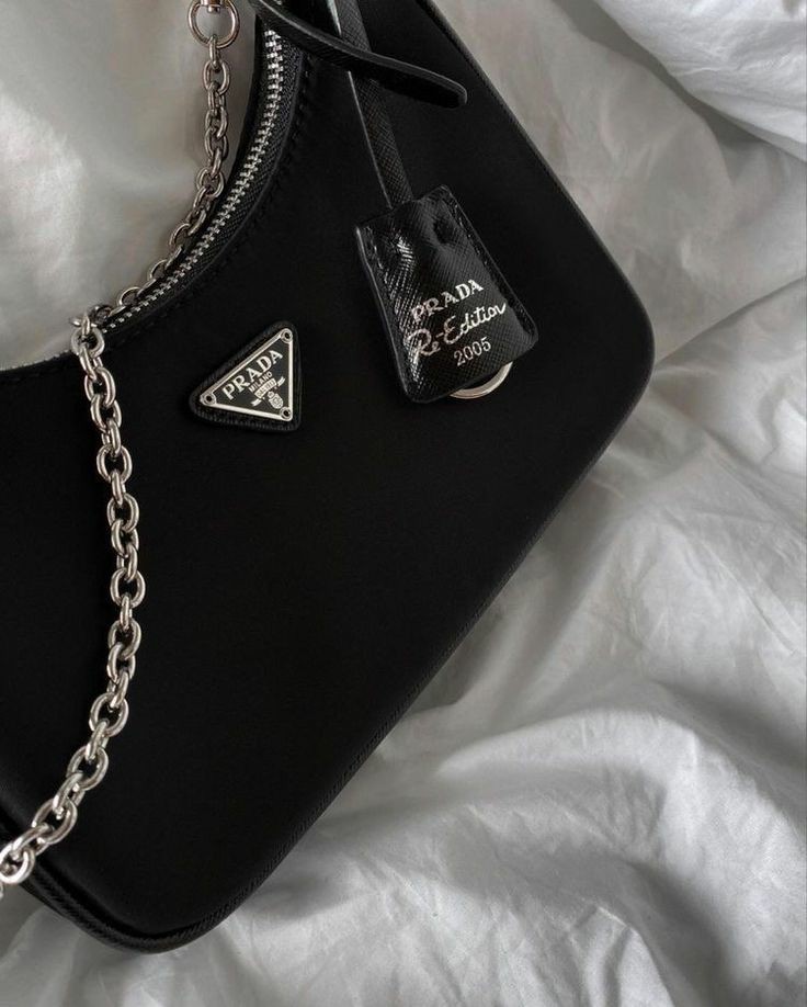 Prada bag 🖤