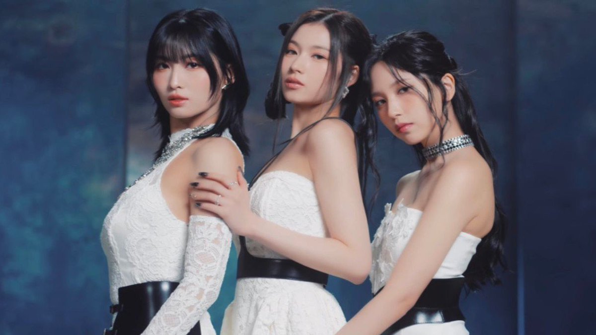 JPNGenius_GL's tweet image. MISAMO @JYPETWICE_JAPAN &quot;Do Not Touch&quot; debuts on both Genius Japan Charts (#9 and #10)

It is this week&apos;s highest debut and is their 2nd song to do so (Marshmallow)

#MISAMO #Donottouch #MISAMO_DoNotTouch