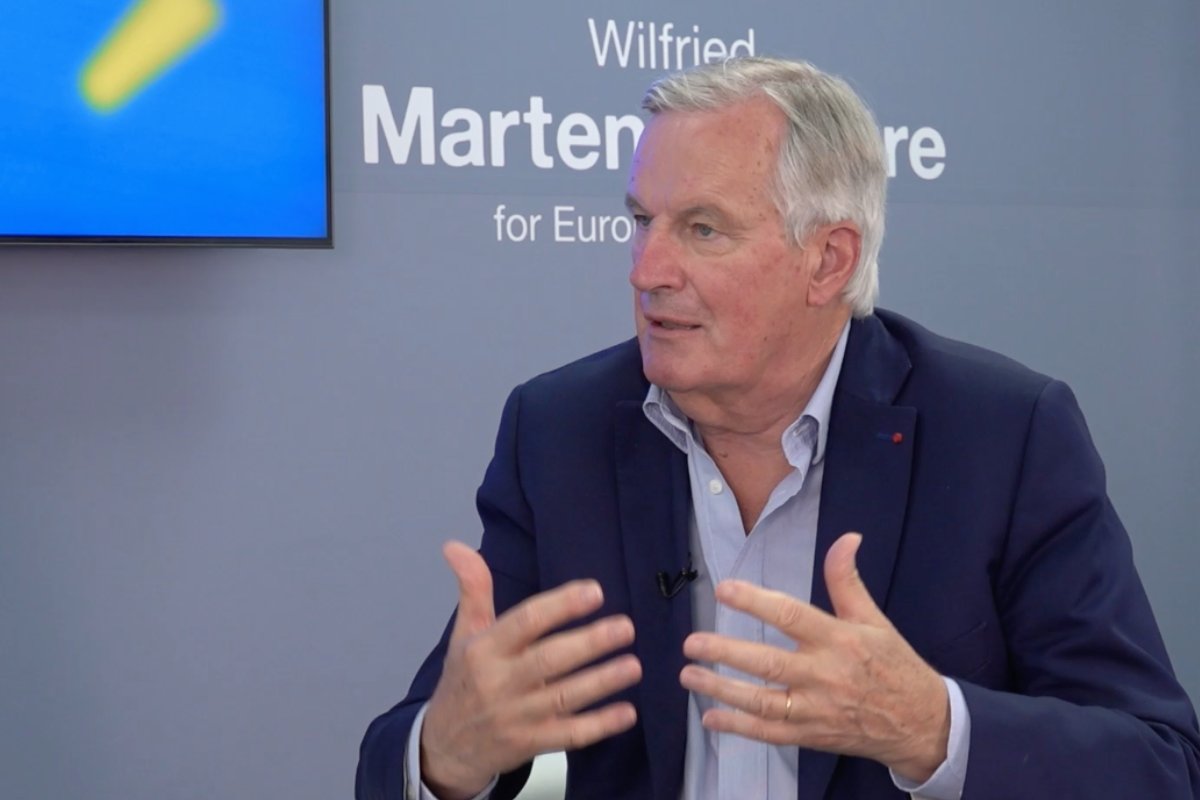 MartensCentre's tweet photo. 🚨Tune in at 4pm for the latest episode of #ThinkingTalks with @MichelBarnier - the EU's former Chief #Brexit Negotiator & member of the Martens Centre Academic Council - and host Sara Pini as we explore the current state of play in #UK-#EU relations. 🇪🇺🇬🇧
#ThinkingTogether https://t.co/KtnLMqndCe