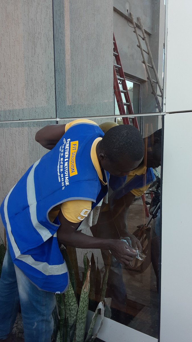 SolutionFit's tweet photo. Si offrir un éclat à votre entreprise, bâtiment, maison, wc-douche, etc... est un crime, FIT SOLUTION PLAIDE COUPABLE..
#FitSolution
#Nettoyage
#Proprete
#Team228
#Denyigban
#TgTwittos https://t.co/VJfi4nOx2E
