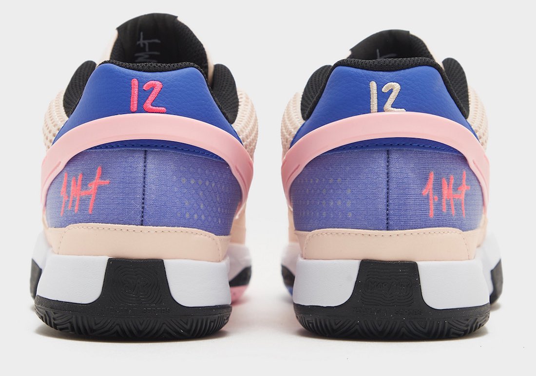 basshu2_com's tweet photo. 【NIKE JA 1 “Guava Ice”】

☑️Ja Morantシグネチャーモデルから新たな“Guava Ice”カラーウェイがリリース予定。

☑️発売は2023年予定で、価格は$110 USD。欲しい方は是非🔥

📸SBD

#NIKE #JA1 #GuavaIce https://t.co/0Wh6EYzSm5