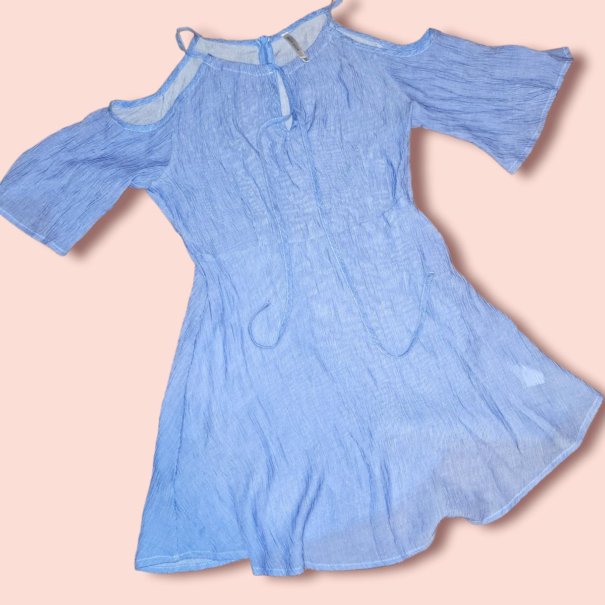 McSwagCo's tweet photo. 👗 Cold Shoulder Blouse by Mur
🔗 Link in Bio
#thrifting #thrift #thriftshop #thriftstorefinds #vintage #thrifted #thriftedfashion #preloved #secondhand #thriftstore #fashion  #thriftfinds #vintageclothing #vintagestyle #ootd #reseller #sustainablefashion #poshmark https://t.co/hC7NnREQvR