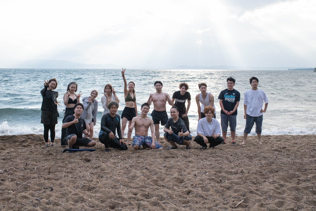 omj_yuto's tweet photo. OMJ5周年！！
猪苗代合宿と総会、感謝祭✨

そして同時に僕も30歳になりました☀️

今年から0→1で宿場町リゾート構想もスタートです🌾

何よりも沢山お祝いしてもらって、本当に仲間に恵まれたと実感してます。

軸をブラさず勝たせられる経営者になれるように30代も頑張ります💪🏻

ありがとう🥳 https://t.co/XCBxwgVWTx