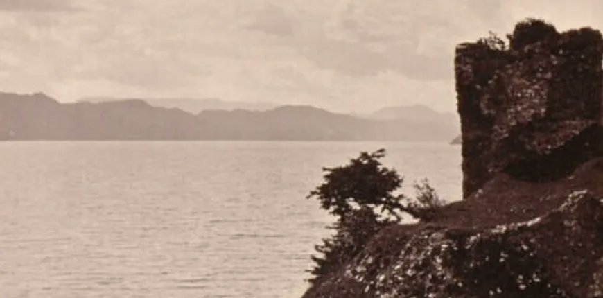 Europeanaeu's tweet photo. Did the Italian army kill the #LochNessMonster in World War II? Read our blog to learn more about ‘#Nessie’, its folklore and the way it became a much-loved Scottish icon➡️https://t.co/6AXRFUSmJQ https://t.co/RdYny06sw4