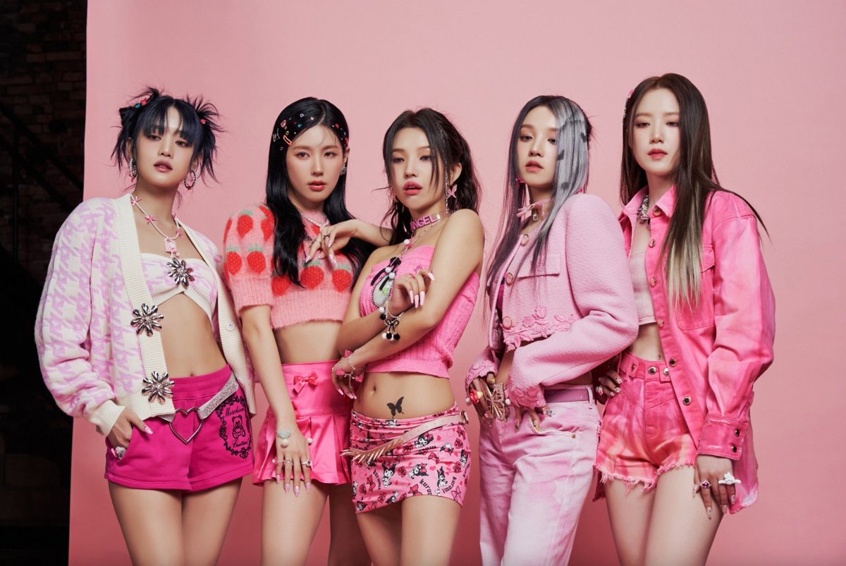 fan_uscake's tweet photo. [Cake Press 🍰: 2023 ALL KILL 🔥]

4 Songs Have Achieved A Perfect All-Kill In 2023 🔥🏆

🗓March 27: IVE- Kitsch 
🗓April 10: IVE- I AM
🗓May 15 (G)I-DLE- Queencard
🗓July 7:  NewJeans- Super Shy 

1st on real-time, daily, and weekly charts of iChart.

#IVE #KITSCH #IVE_KITSCH #아이브 #IVE_I_AM #I_AM #아이엠 #G_I_DLE #GIDLE #GIDLE_QUEENCARD #QUEENCARD #SuperShy #NEWJEANS #NewJeans_SuperShy #뉴진스 #USCAKEBBF #USCAKE #어스케이크bbf #어스케이크