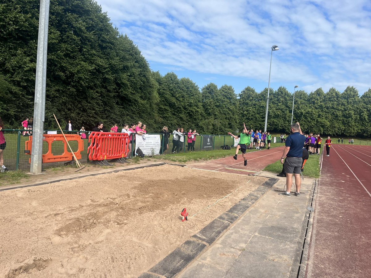 wms_pe's tweet photo. Field events in full swing… long jump, high jump and javelin! Sun starting to break through too ☀️ @WMount https://t.co/n2a3N3mJaw