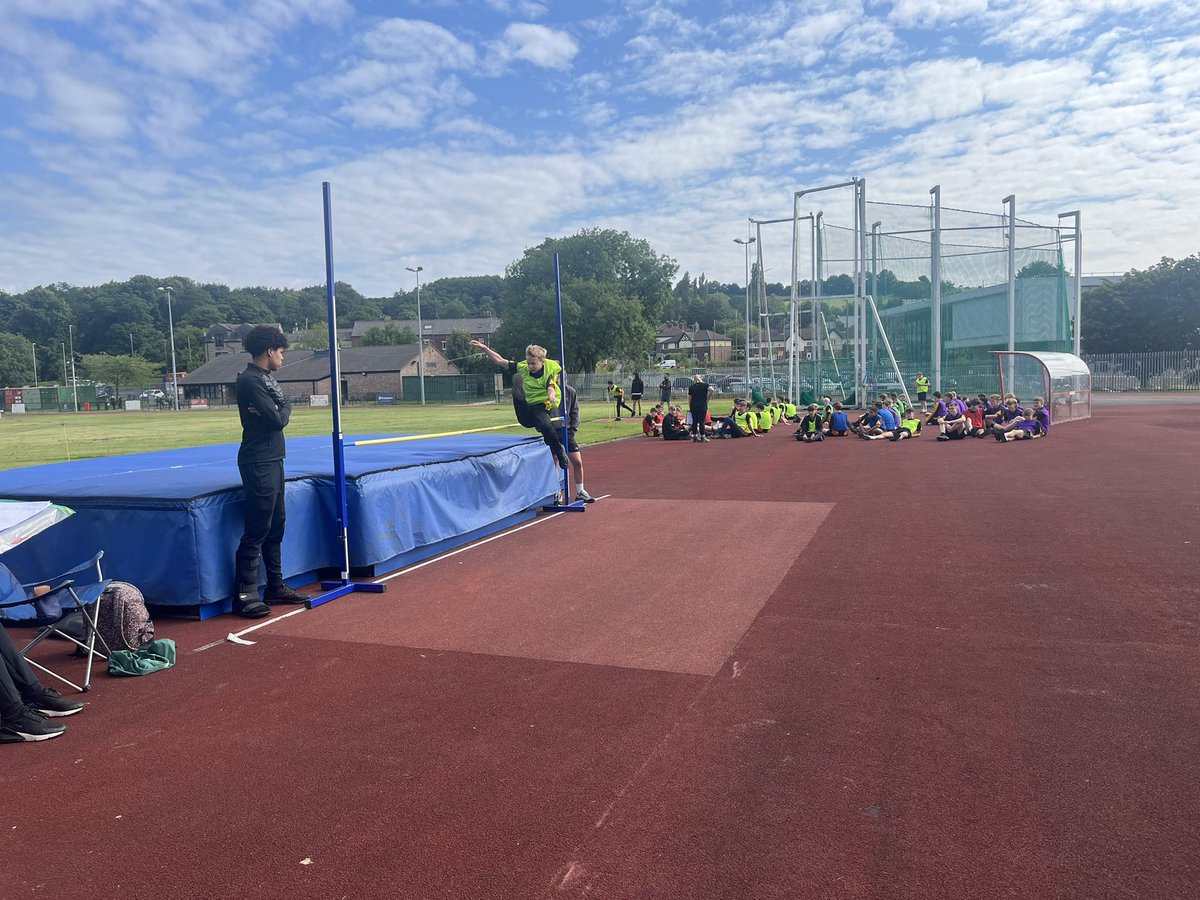wms_pe's tweet photo. Field events in full swing… long jump, high jump and javelin! Sun starting to break through too ☀️ @WMount https://t.co/n2a3N3mJaw