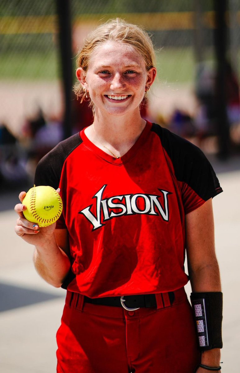 Lexi Franklin <a href="/Gorilla_SFB/">Pitt State Softball 🥎</a> with a 💣 today in bracket play at World Fastpitch Championships! Catch her and our team again on Thursday at 12:00!
