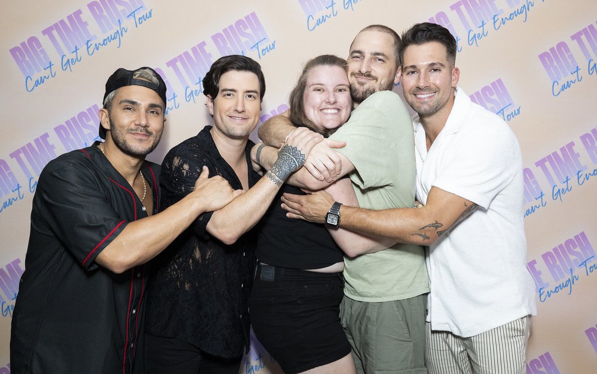 Golden4Kendall's tweet photo. Words can’t describe how much you guys mean to me! Thank you thank you❤️ @bigtimerush @HeffronDrive @TheCarlosPena @jamesmaslow @1LoganHenderson #CGET2023 https://t.co/SnnVE5Cl7F